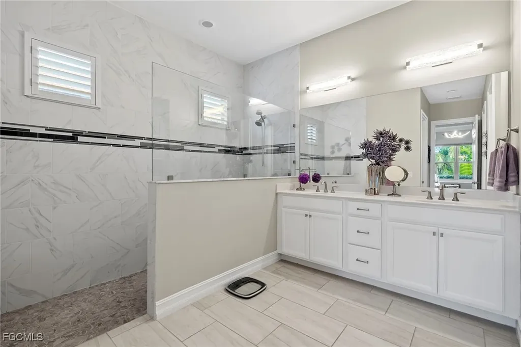 8741 Westwood Oaks Place Fort Myers FL 33908