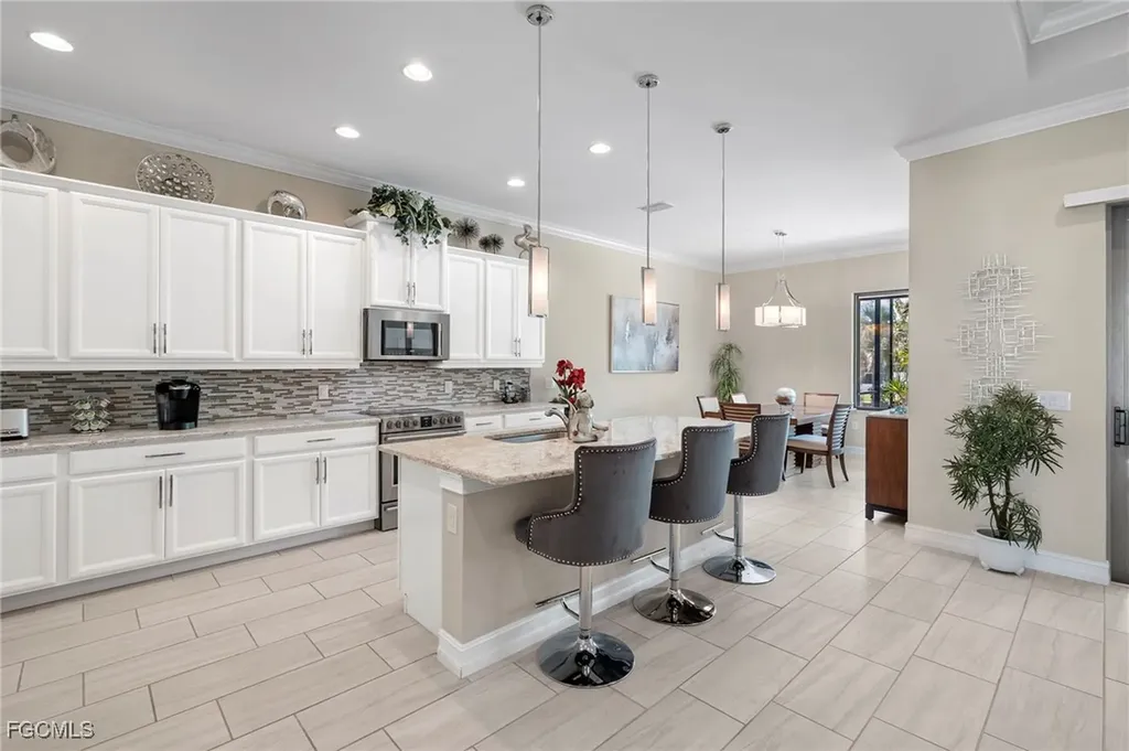 8741 Westwood Oaks Place Fort Myers FL 33908