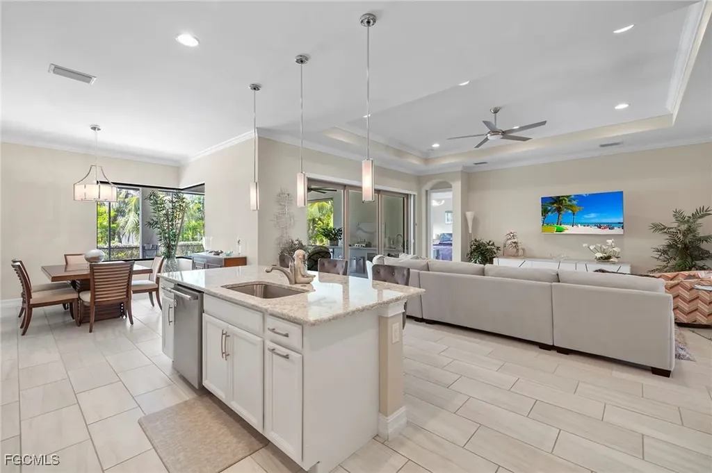 8741 Westwood Oaks Place Fort Myers FL 33908