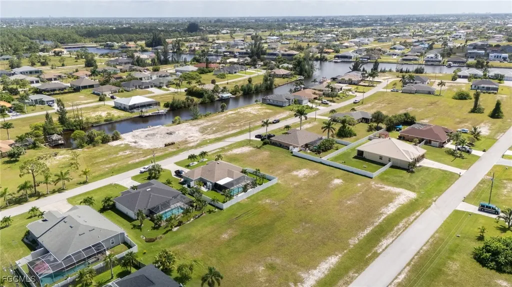 2336 NW 35th Avenue Cape Coral FL 33993