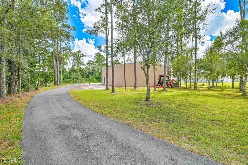 6840 Cadet Avenue Fort Myers FL 33905