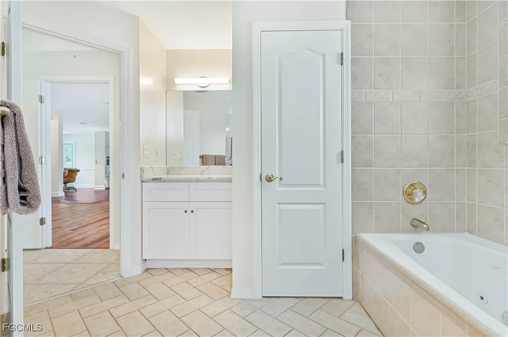 6840 Cadet Avenue Fort Myers FL 33905