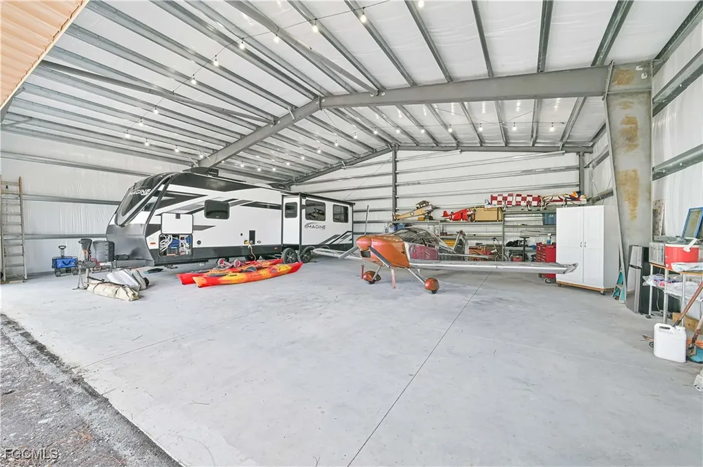 6840 Cadet Avenue Fort Myers FL 33905