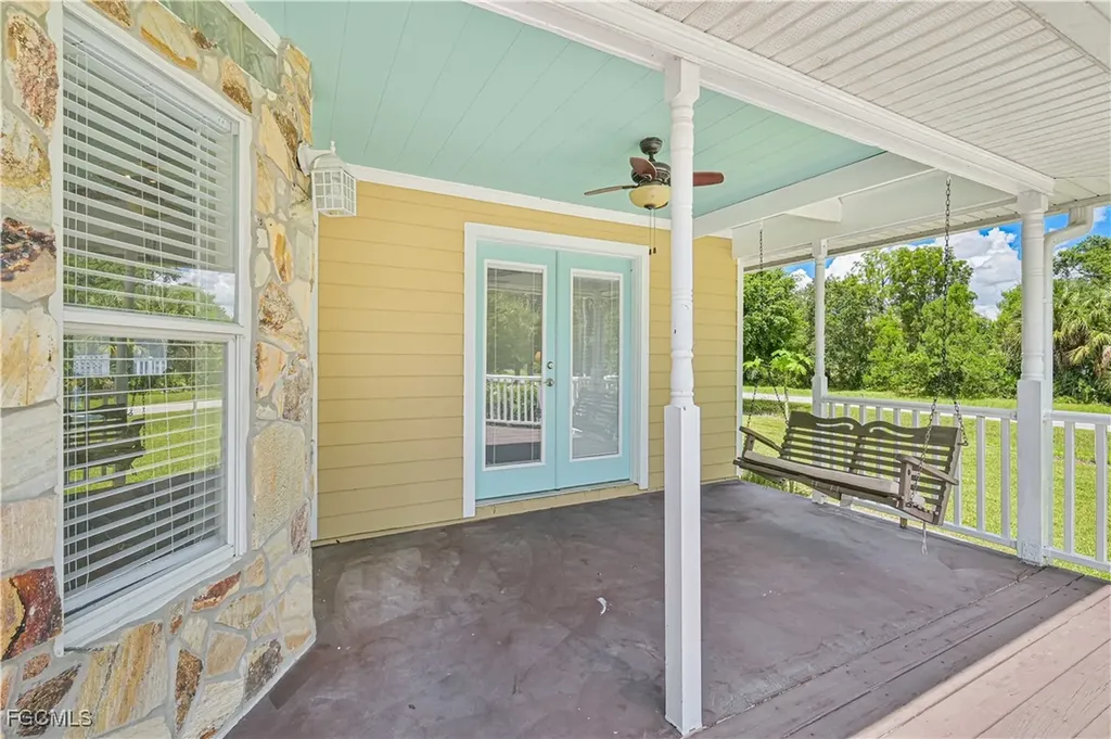 6840 Cadet Avenue Fort Myers FL 33905