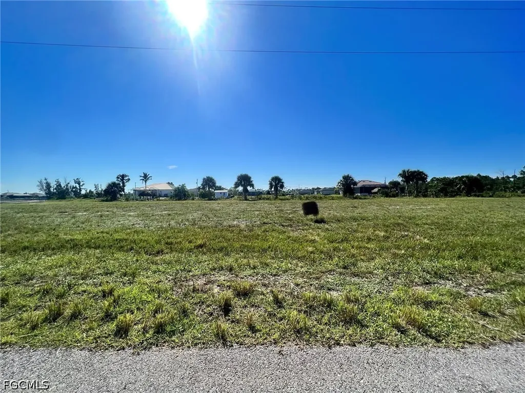 4008 NW 42nd Place Cape Coral FL 33993