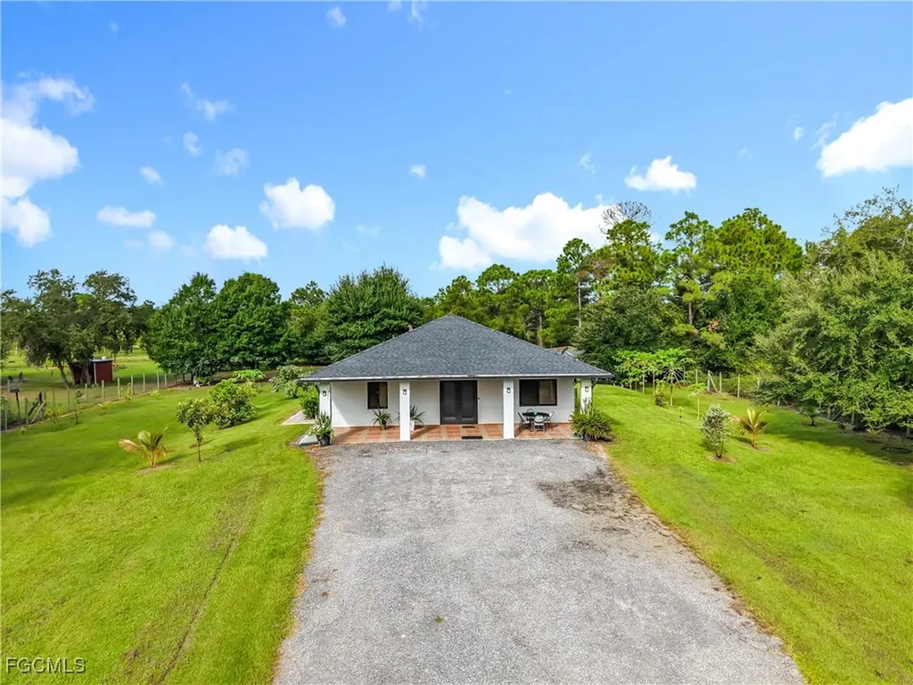 320 N Palomino Street Clewiston FL 33440