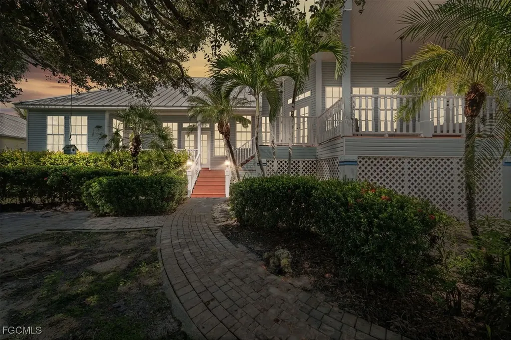 6076 Eagle Watch Court North Fort Myers FL 33917
