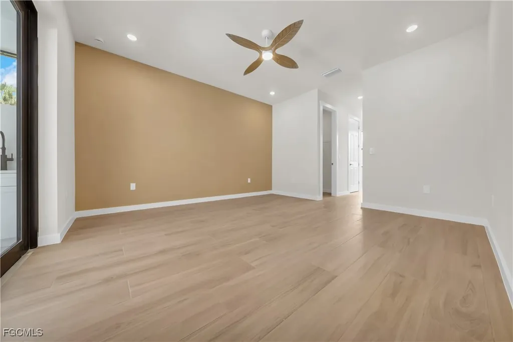 2719 2nd Street NW Naples FL 34120