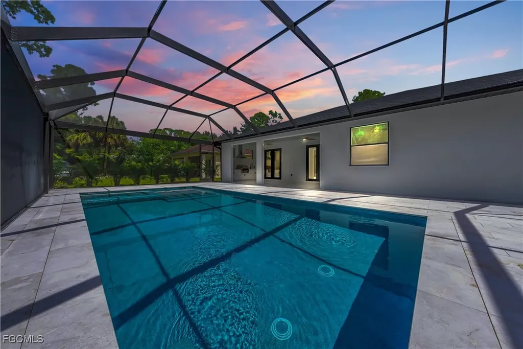 2719 2nd Street NW Naples FL 34120