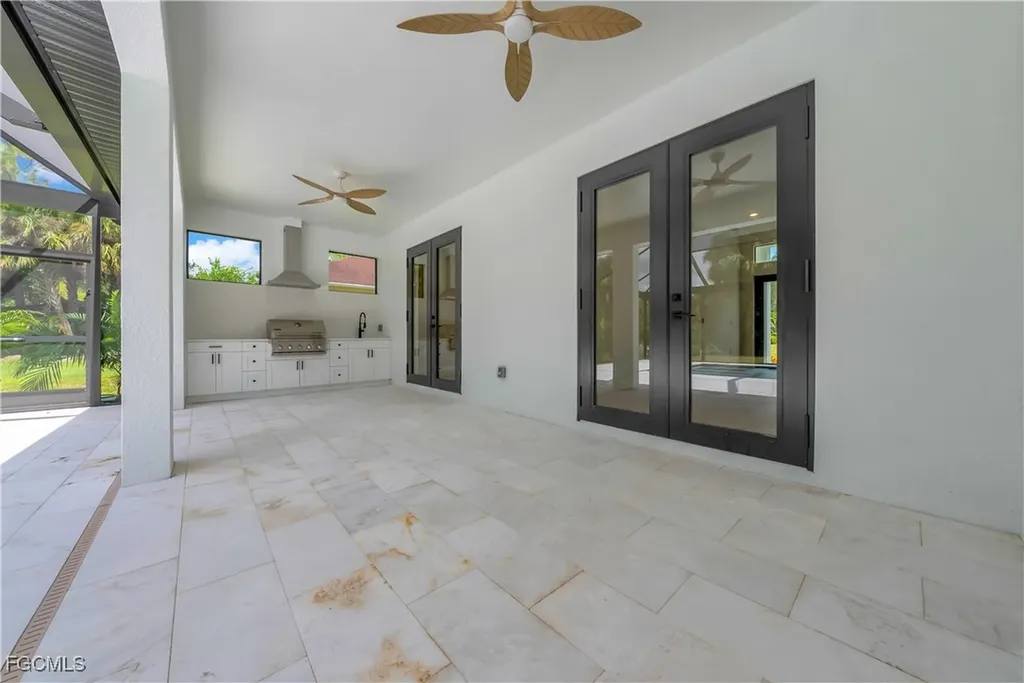2719 2nd Street NW Naples FL 34120