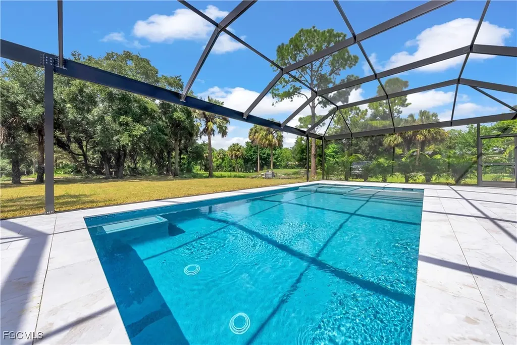 2719 2nd Street NW Naples FL 34120