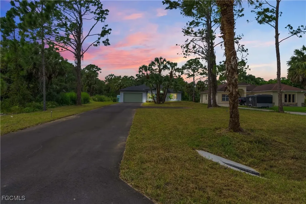 2719 2nd Street NW Naples FL 34120
