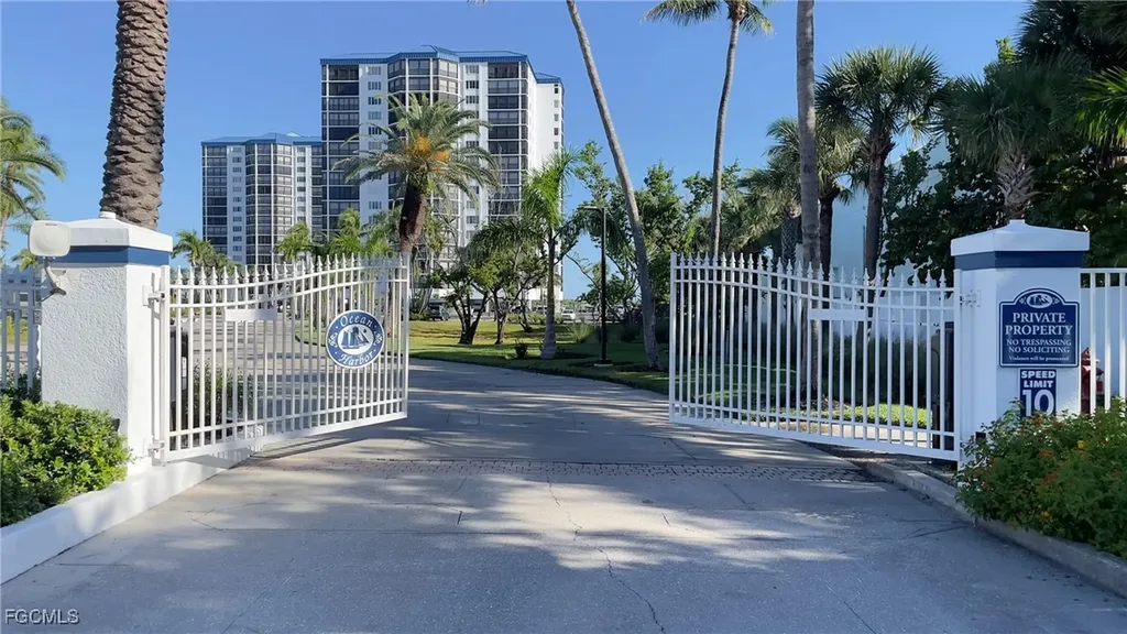 Fort Myers Beach FL, 4753 Estero Boulevard, Unit 1401