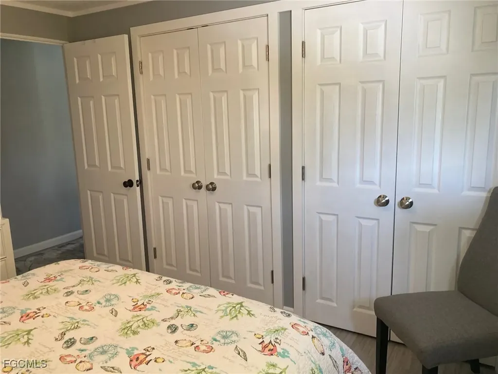 210 Sun Circle Fort Myers FL 33905