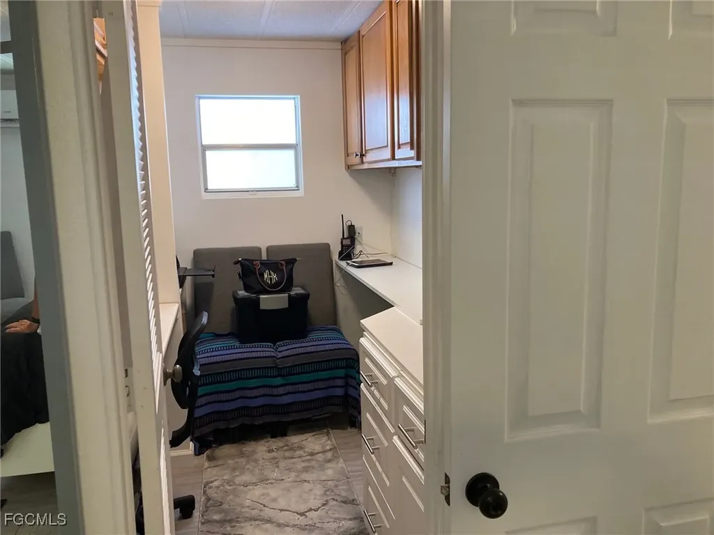 210 Sun Circle Fort Myers FL 33905