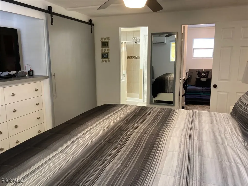 210 Sun Circle Fort Myers FL 33905