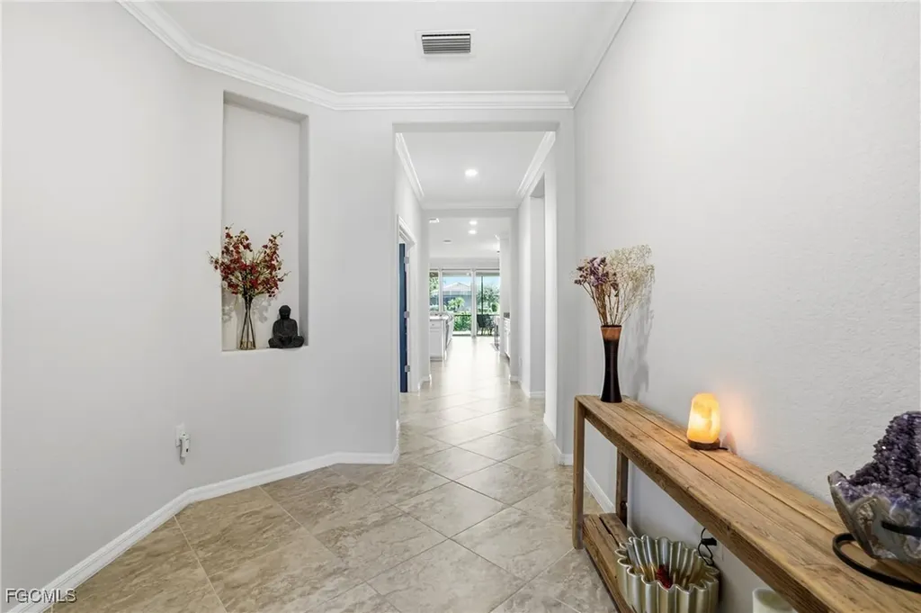 2110 Clementine Street Naples FL 34120