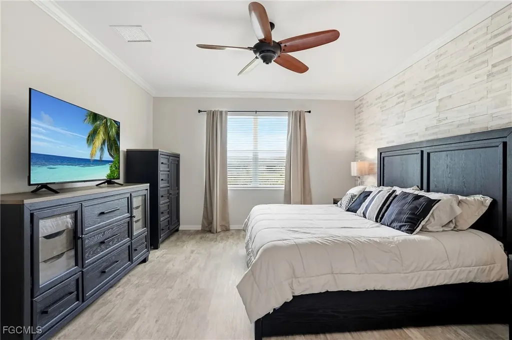 2110 Clementine Street Naples FL 34120