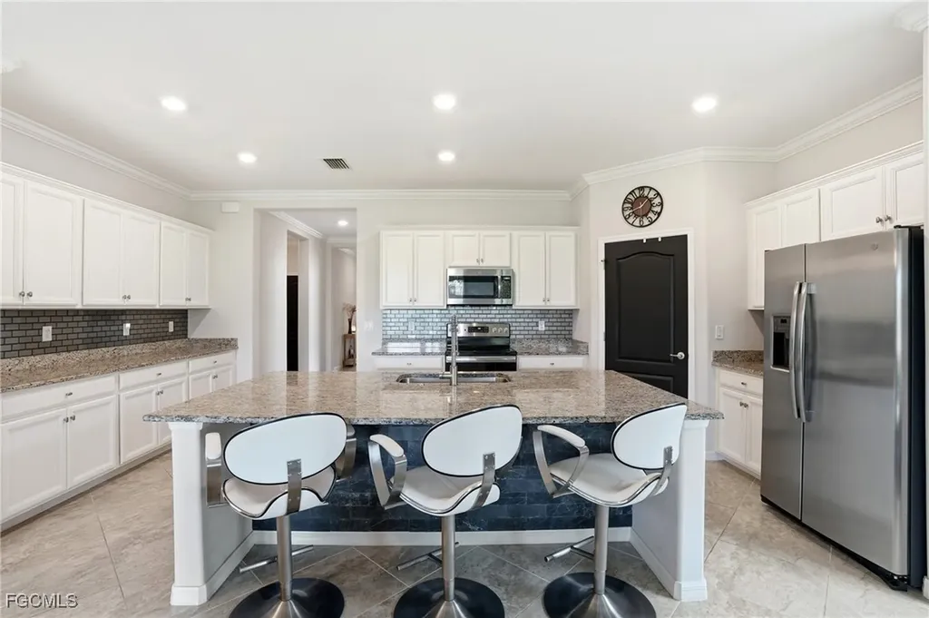 2110 Clementine Street Naples FL 34120