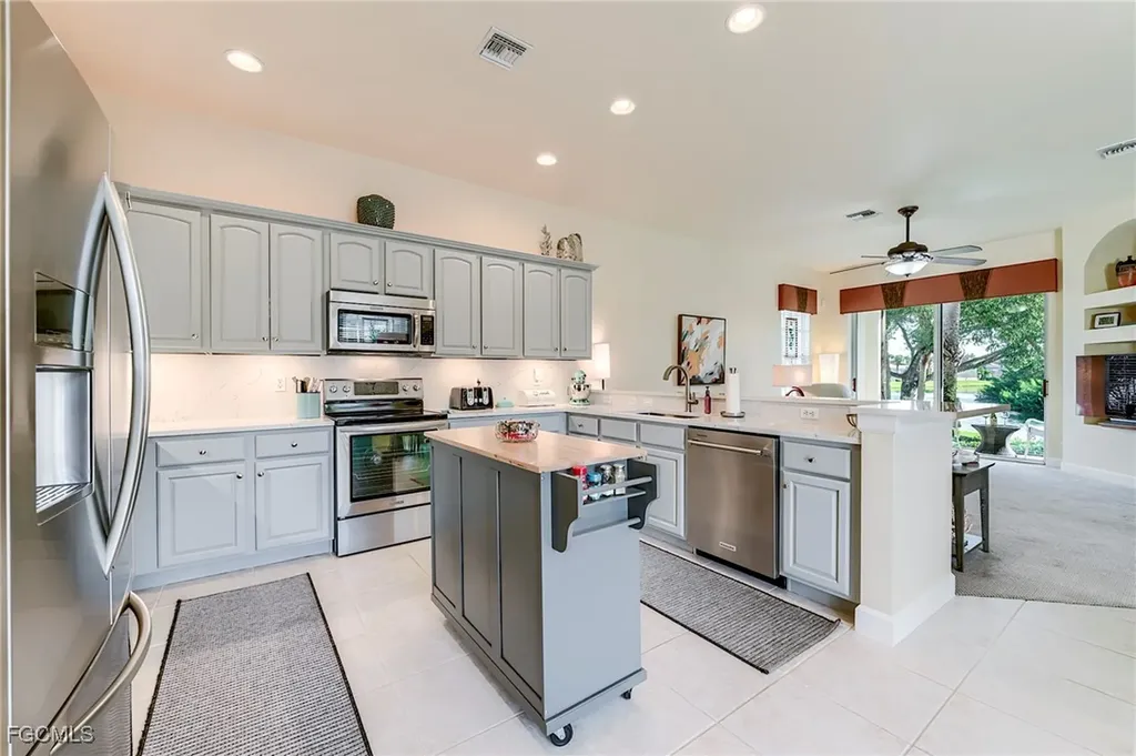8920 Crown Colony Boulevard Fort Myers FL 33908