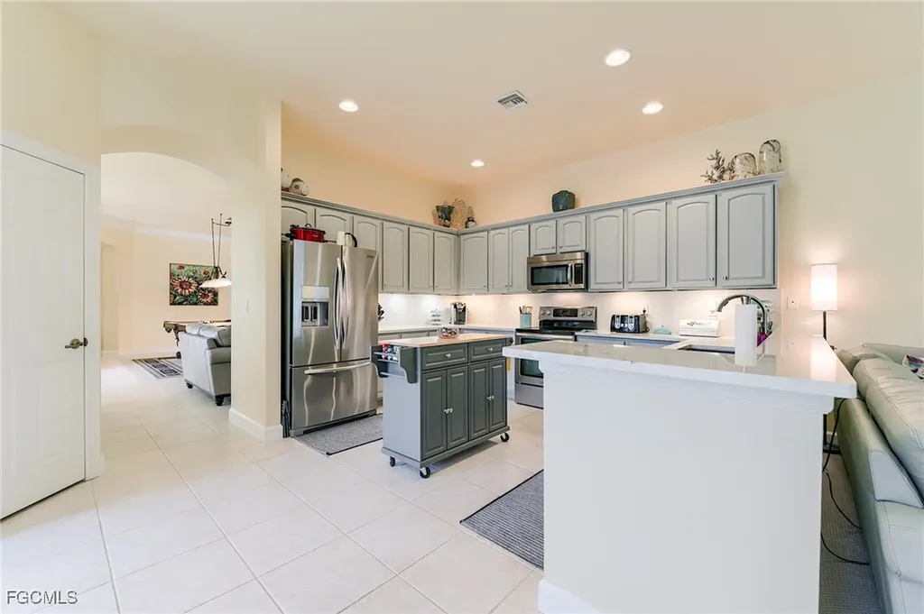 8920 Crown Colony Boulevard Fort Myers FL 33908