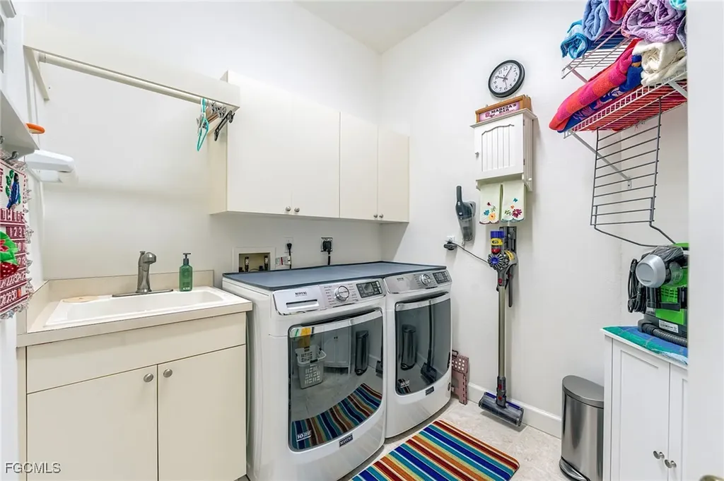 8920 Crown Colony Boulevard Fort Myers FL 33908
