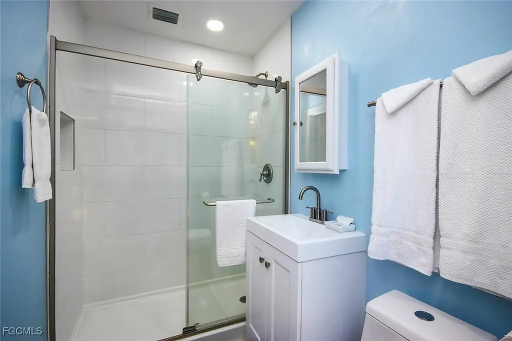 832 Donax Street Sanibel FL 33957