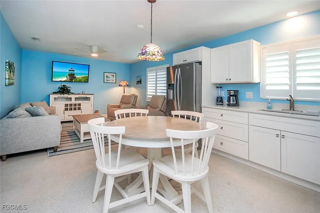 832 Donax Street Sanibel FL 33957