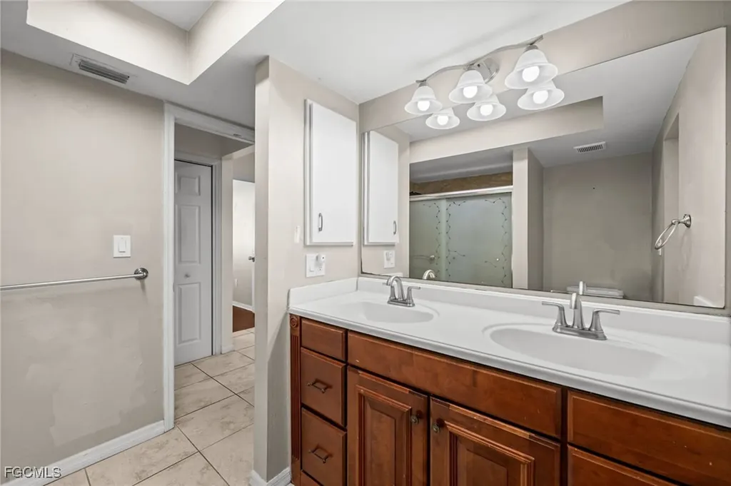 3630 SW 6th Avenue Cape Coral FL 33914