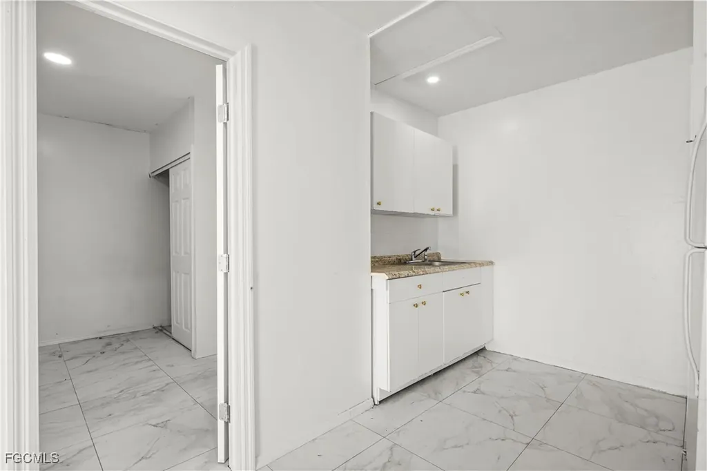 3630 SW 6th Avenue Cape Coral FL 33914