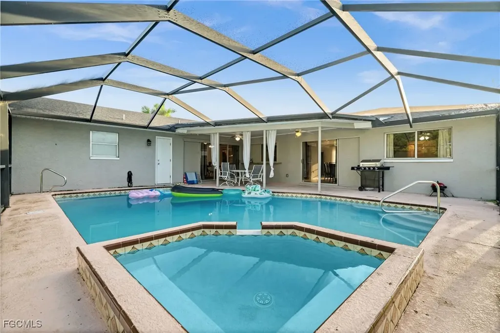 3630 SW 6th Avenue Cape Coral FL 33914