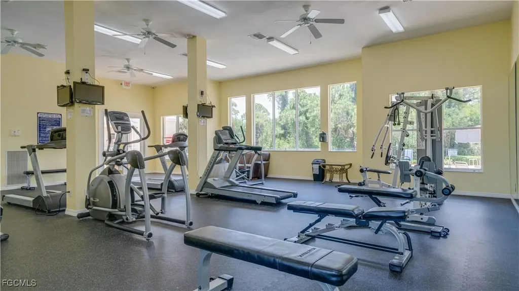 11825 Bayport Lane Fort Myers FL 33908