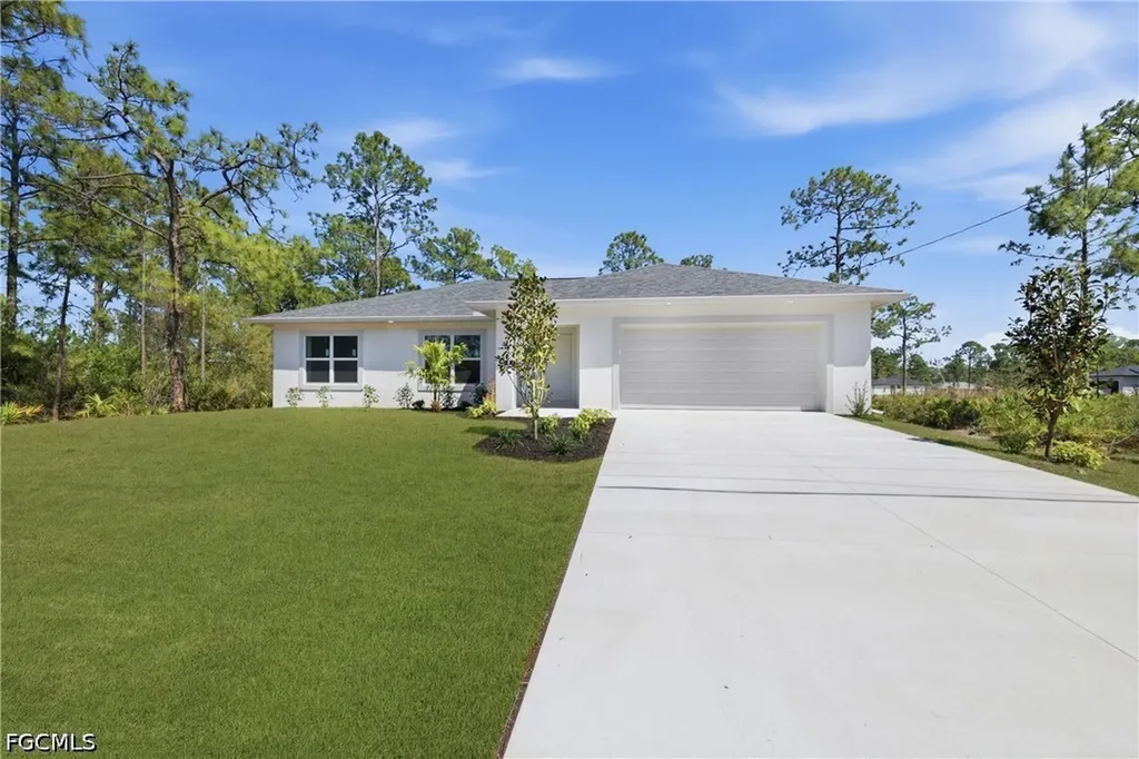902 Clark Avenue Lehigh Acres FL 33972