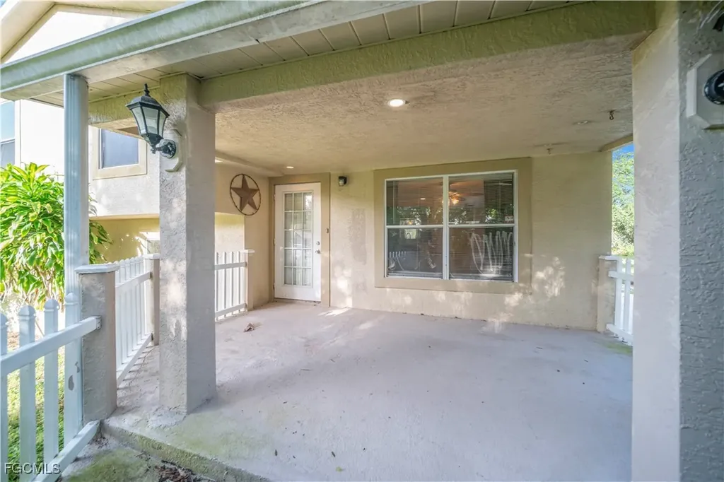 2313 Hamilton Avenue Alva FL 33920