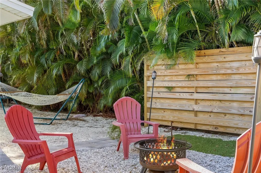 7499 Cares Away Park Circle Bokeelia FL 33922