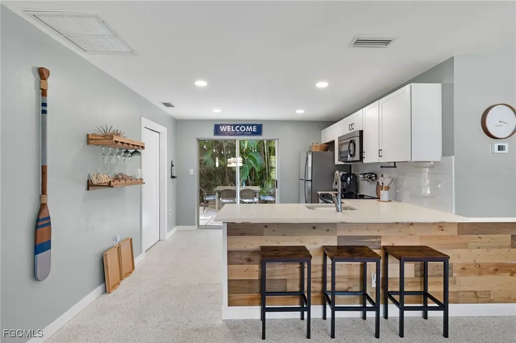 7499 Cares Away Park Circle Bokeelia FL 33922