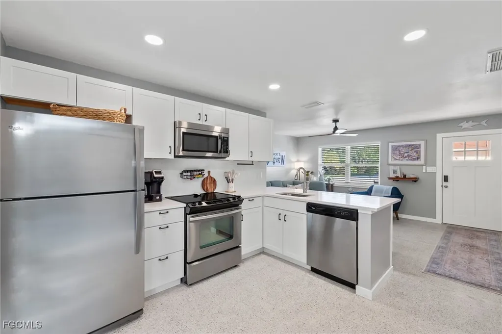 7499 Cares Away Park Circle Bokeelia FL 33922