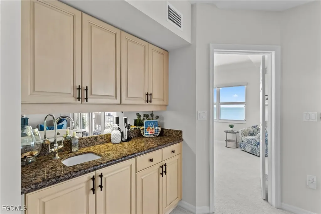 9577 Gulf Shore Drive Naples FL 34108