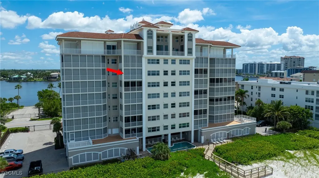 9577 Gulf Shore Drive Naples FL 34108