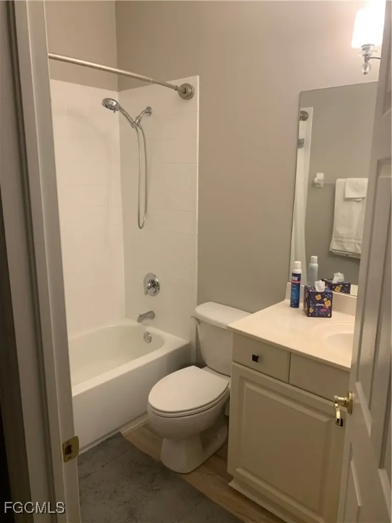 10600 Tirano Court Fort Myers FL 33913