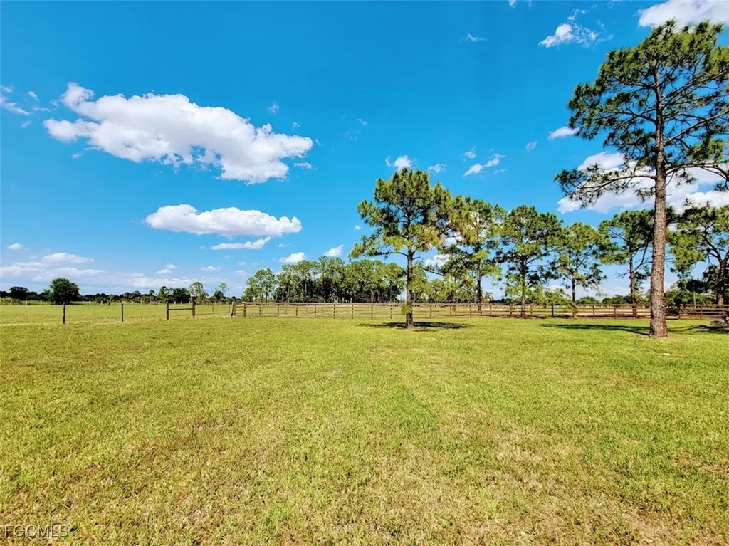 1001 Homestead Avenue Clewiston FL 33440