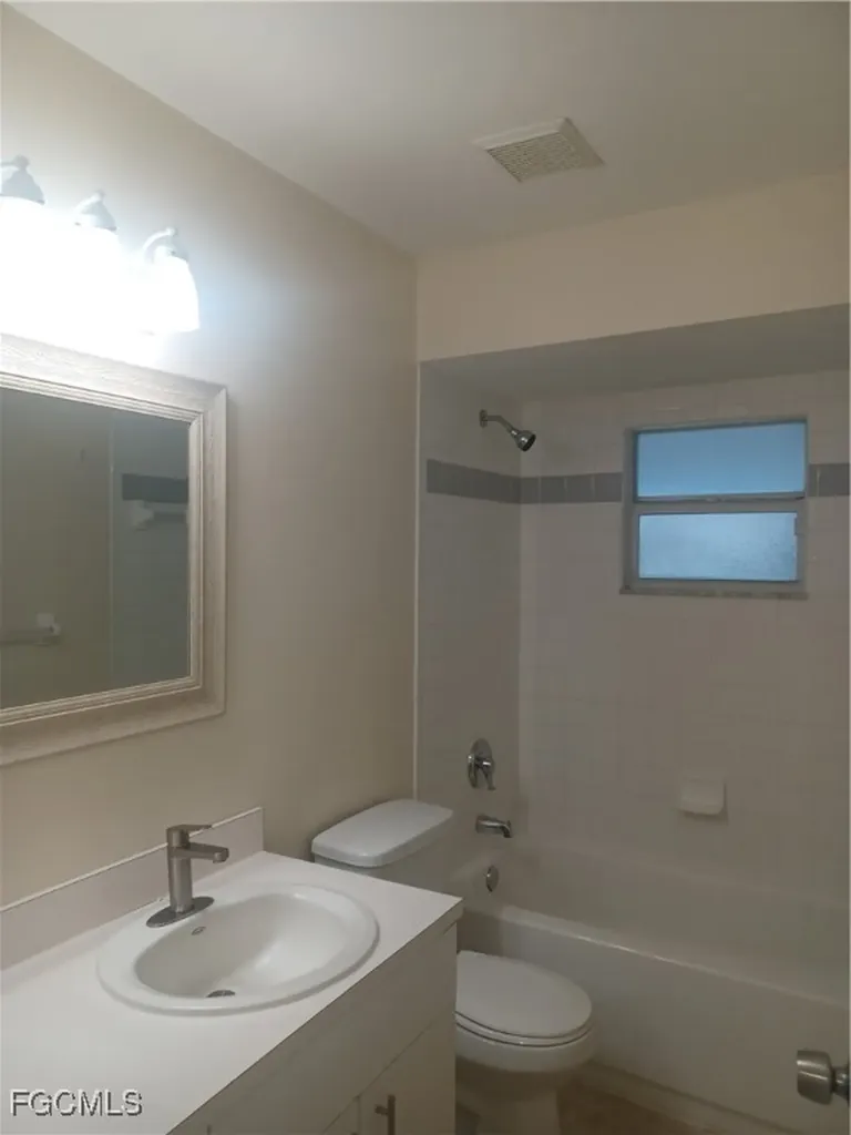 237 NW 6th Place Cape Coral FL 33993