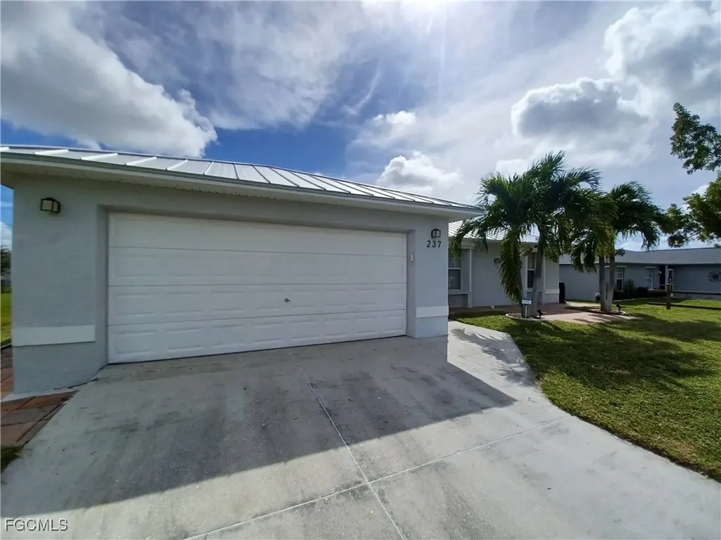 237 NW 6th Place Cape Coral FL 33993