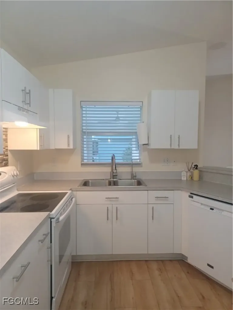 237 NW 6th Place Cape Coral FL 33993