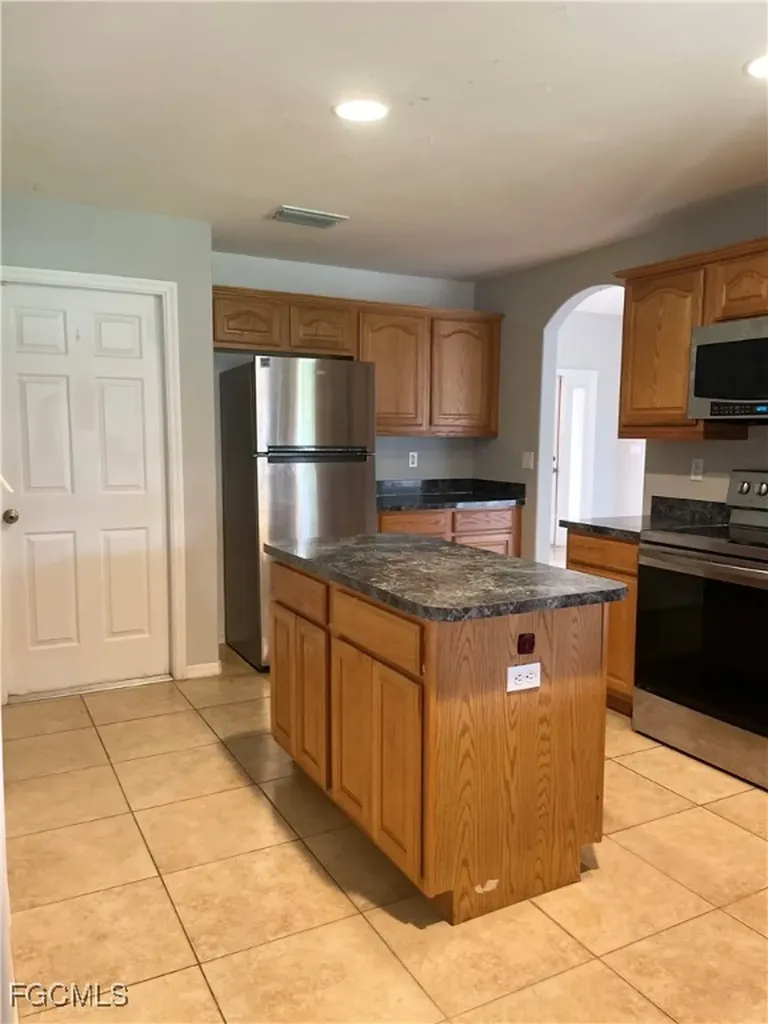 825 Sunrise Boulevard Lehigh Acres FL 33974