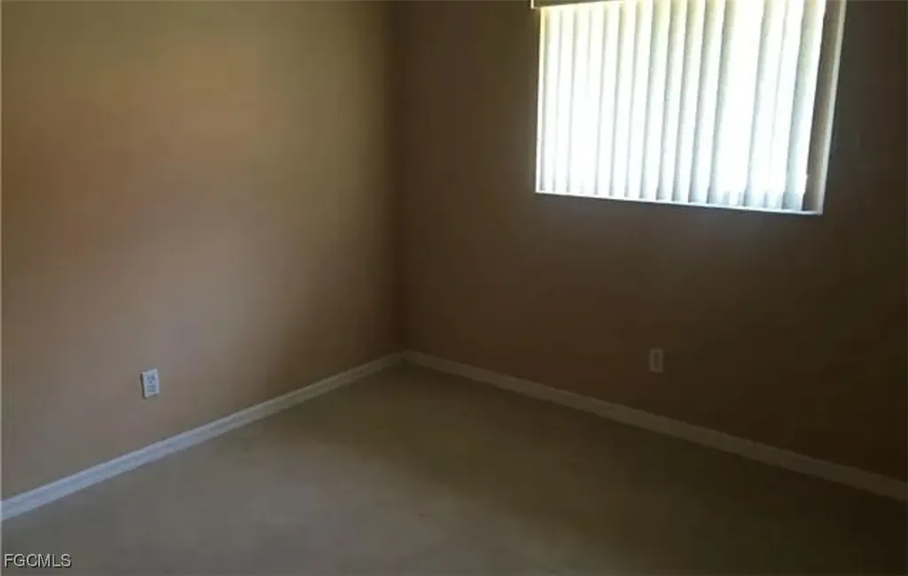 5245 SW 20th Avenue Cape Coral FL 33914