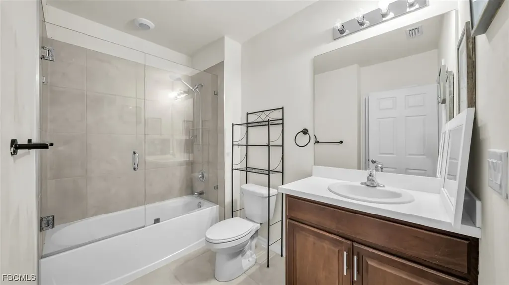 322 NE 20th Terrace Cape Coral FL 33909