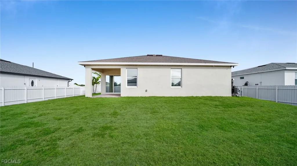322 NE 20th Terrace Cape Coral FL 33909