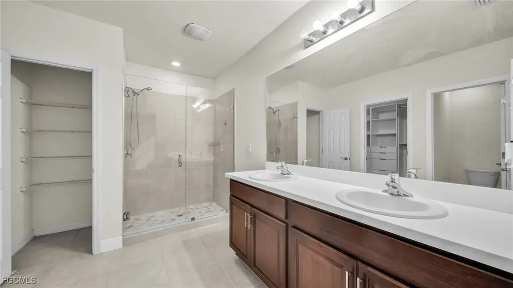 322 NE 20th Terrace Cape Coral FL 33909