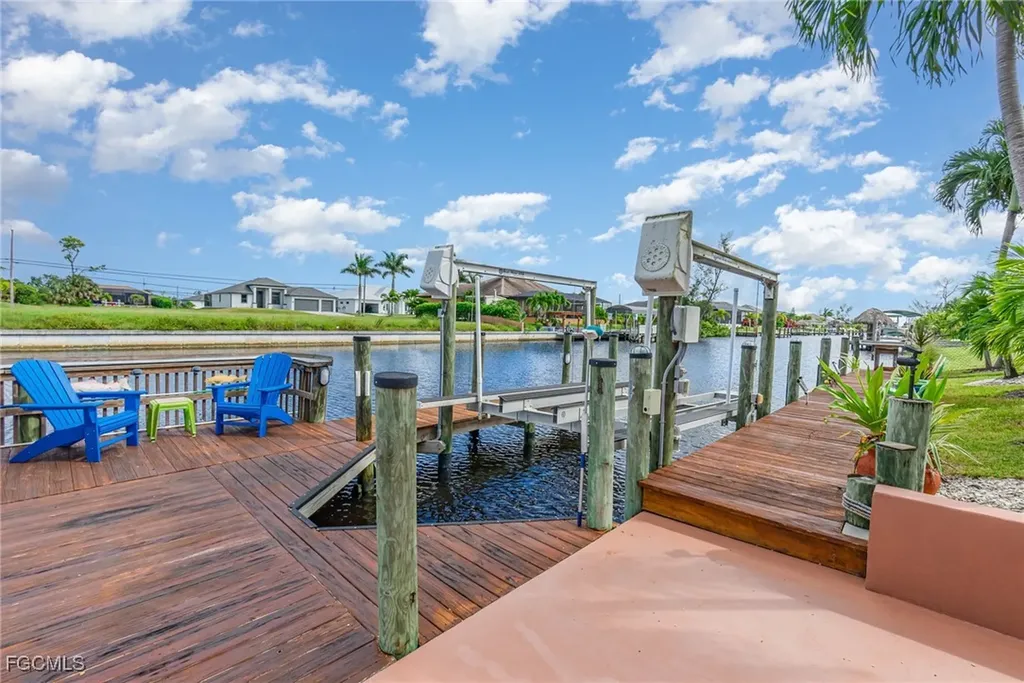 2239 Old Burnt Store Road N Cape Coral FL 33993